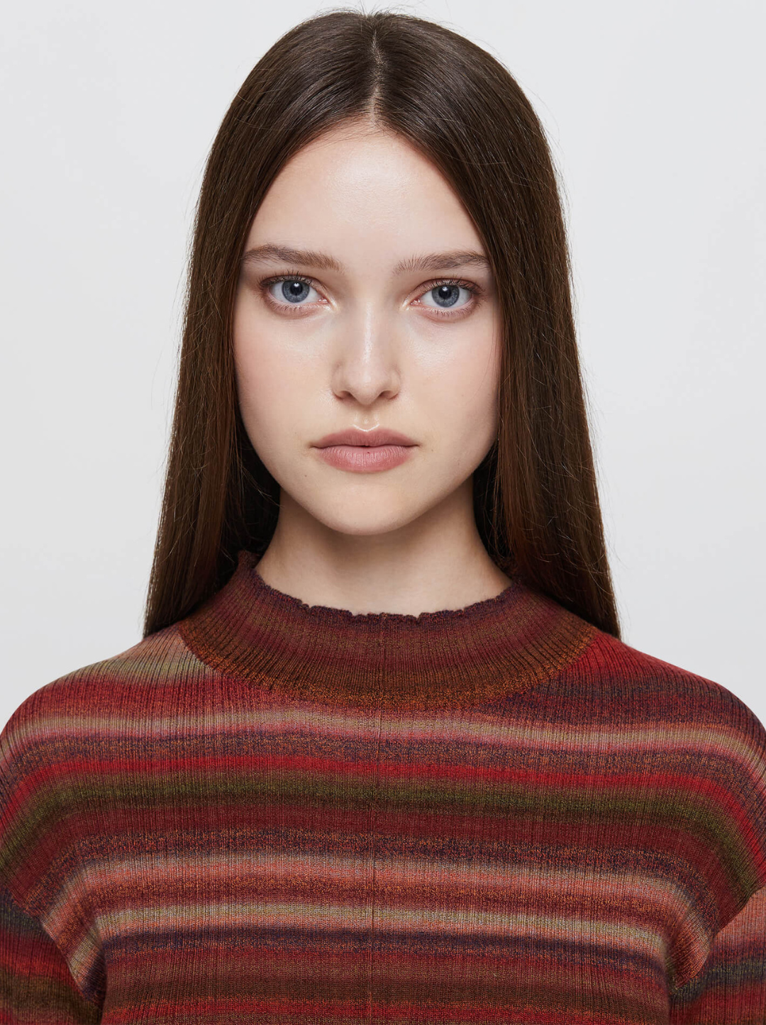 Ribbed Mock Neck Pullover